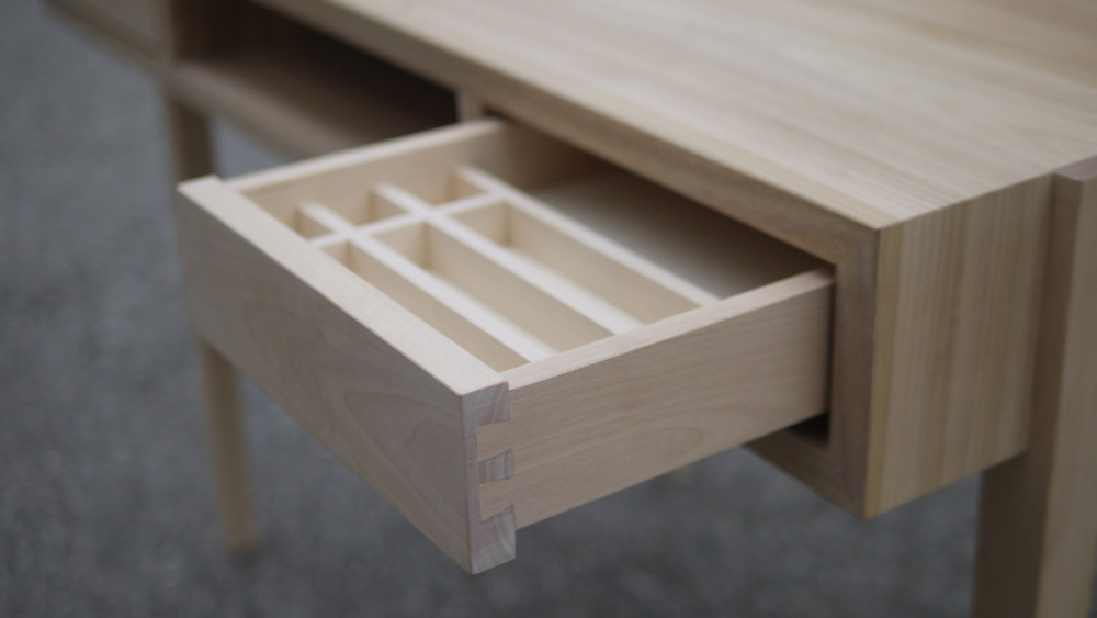 Lena_Detail_Lade